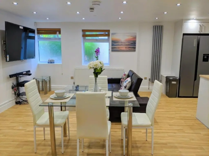 2 Bedrooms Double Apartment