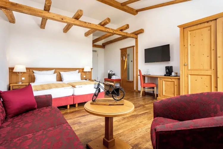 Deluxe Double room with balcony