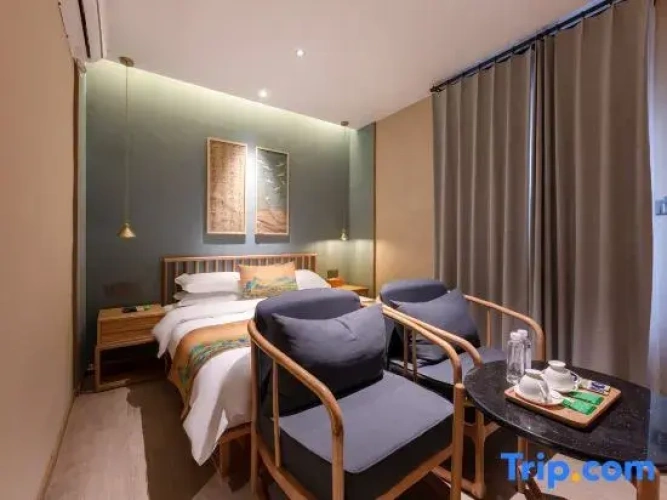 Standard Double room with courtyard view