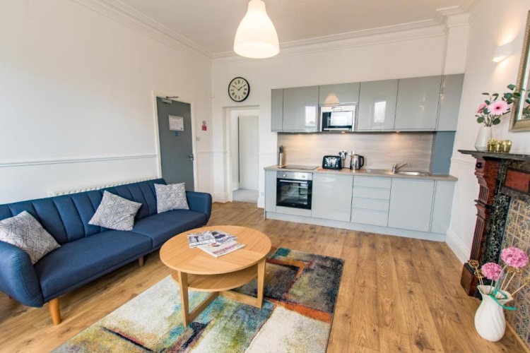 1 Bedroom Apartment