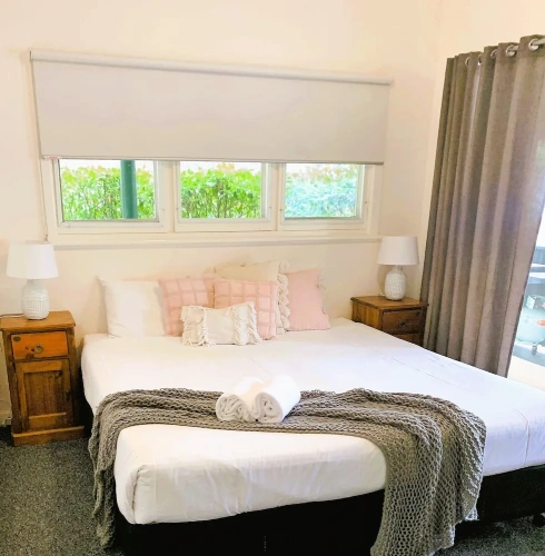 3 Bedrooms Comfort Cottage