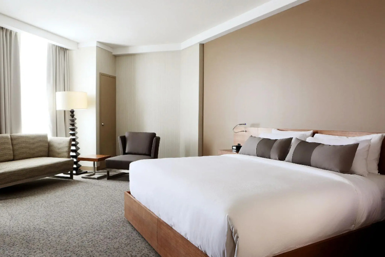 Grey Eagle Resort
