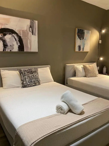 La Buena Vida Inn