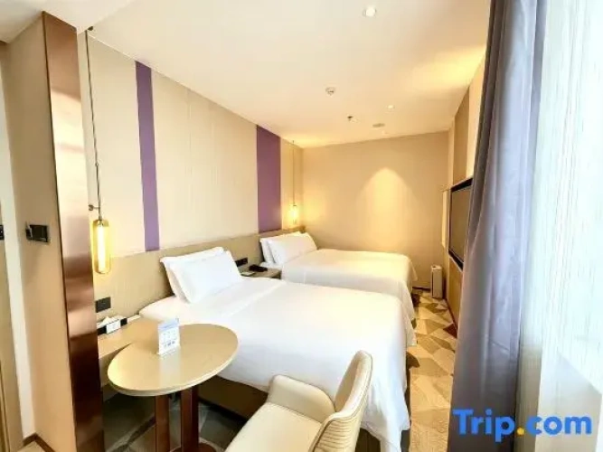 Deluxe Double Family room