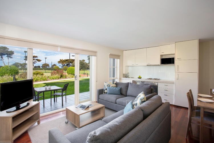 1 Bedroom Standard room with garden view