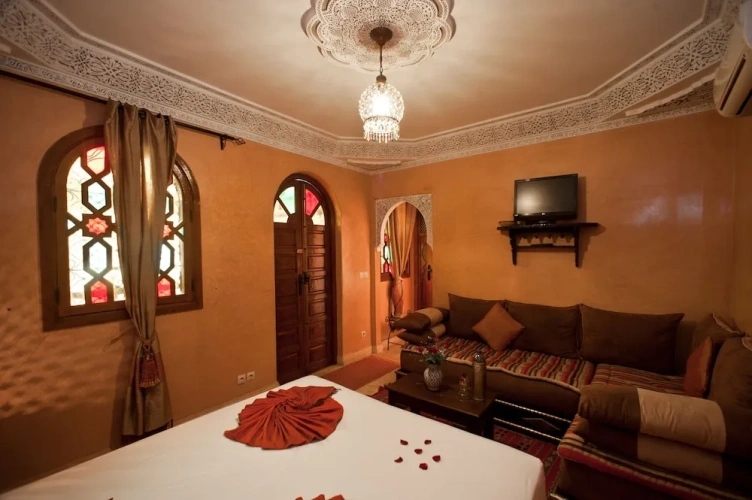 Standard Triple room