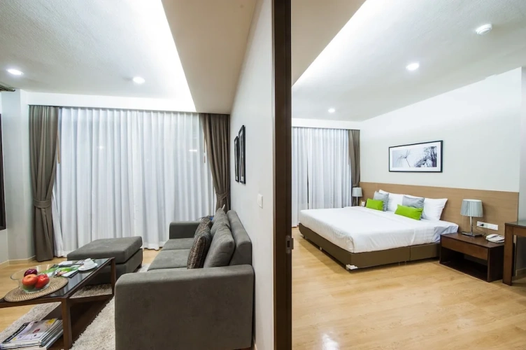 1 Bedroom Suite with balcony
