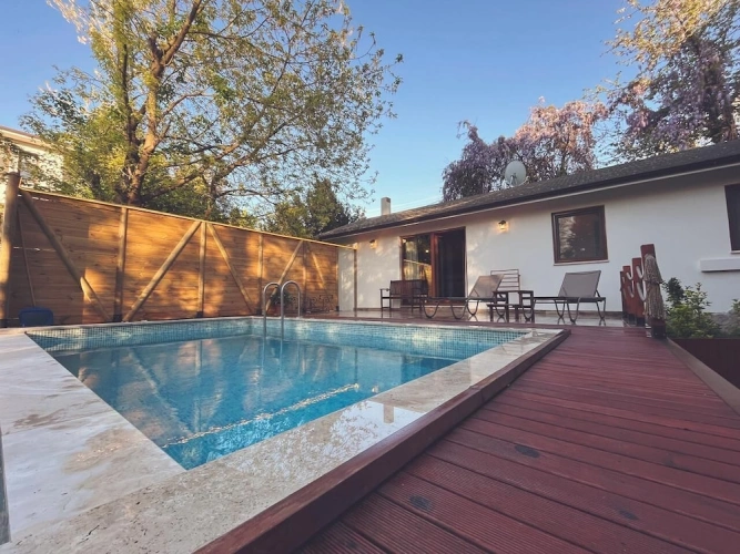 Deluxe Villa