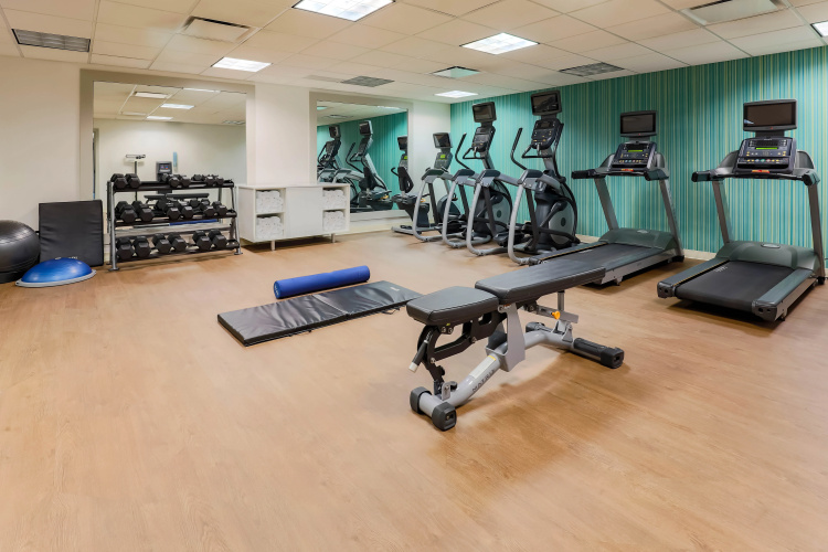 Holiday Inn Express & Suites Downtown Fort Worth photo 24