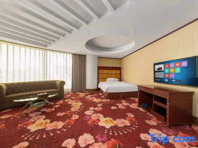 Deluxe Twin Family Suite
