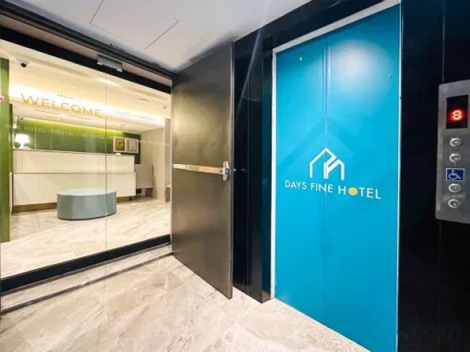 Days Fine Hotel