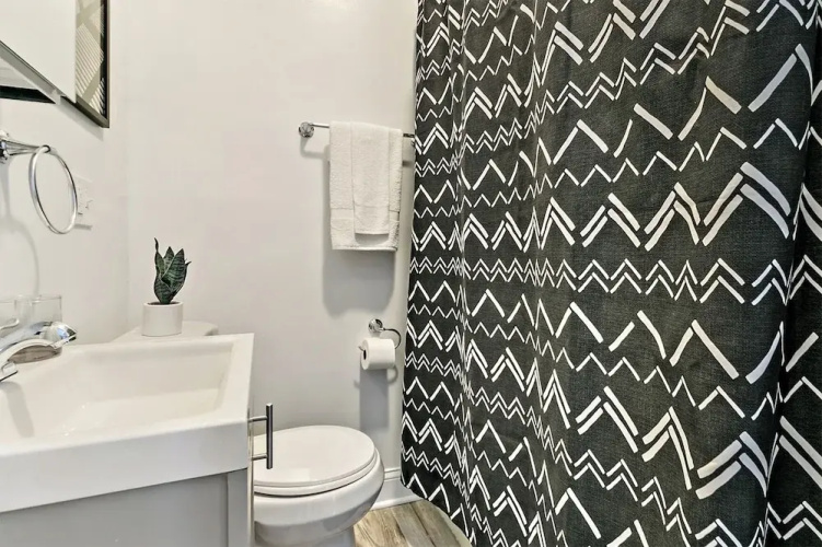 2BR in Prime Location - Grace 09-2