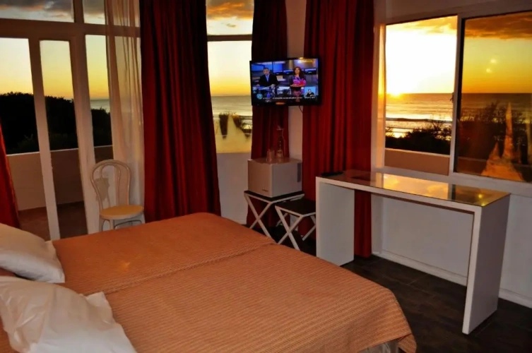 Superior Quadruple Suite with sea view