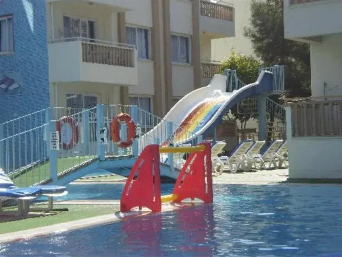 Long Beach Apartments