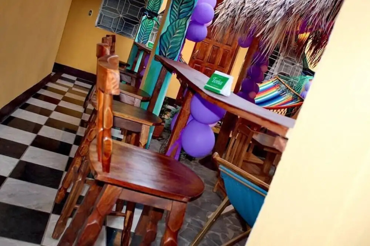 Hostal El Almendro