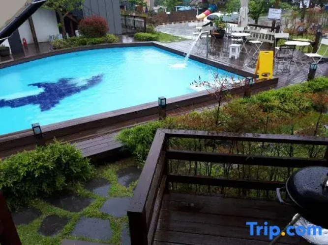 Adellia Pension