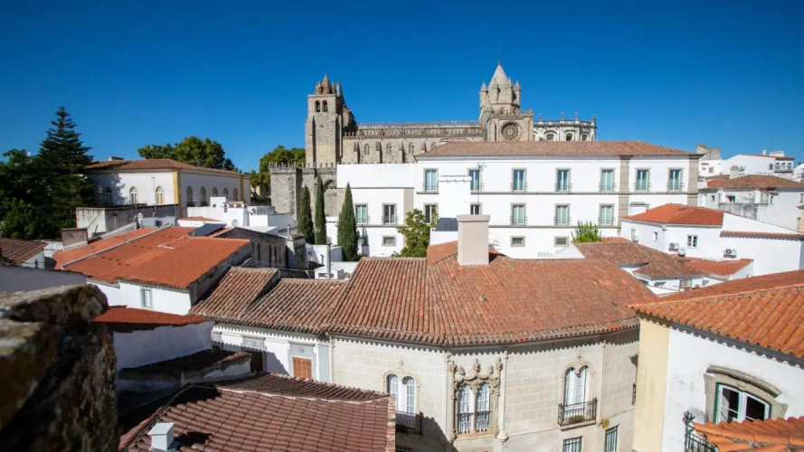 Casa Soure Suites & Apartments