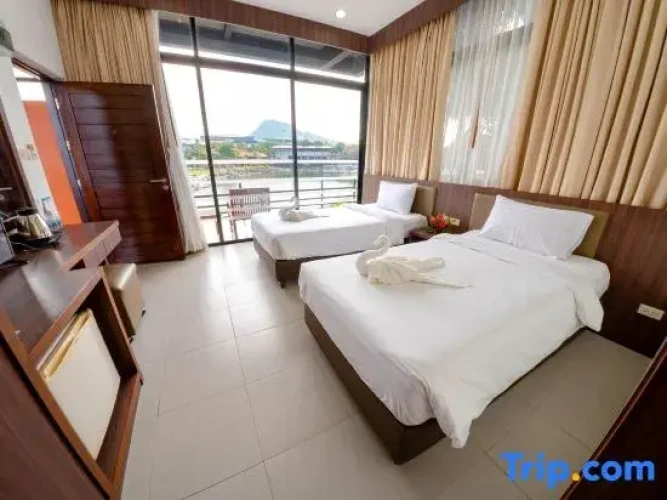 Deluxe Double room with lake view