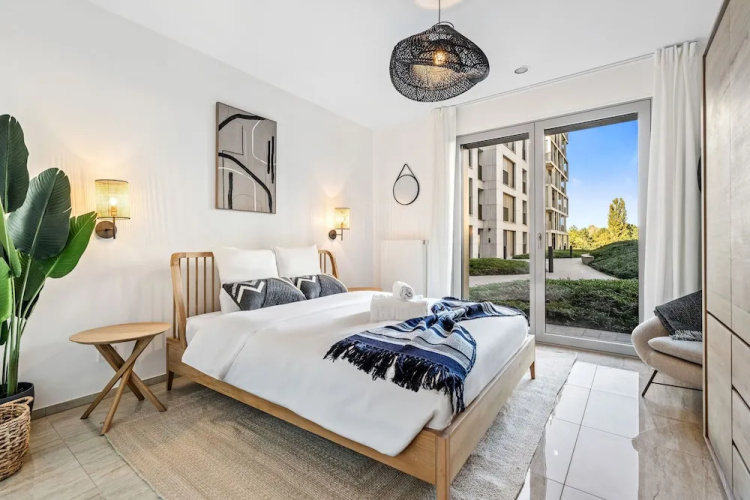 Modern 2-Bedroom Apartment ID227