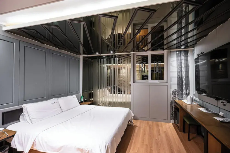 Hotel Bom