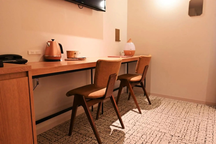 cinnamon hotel