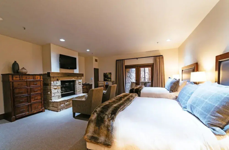Deluxe Two Queen Room With Fireplace Hotel Room by RedAwning
