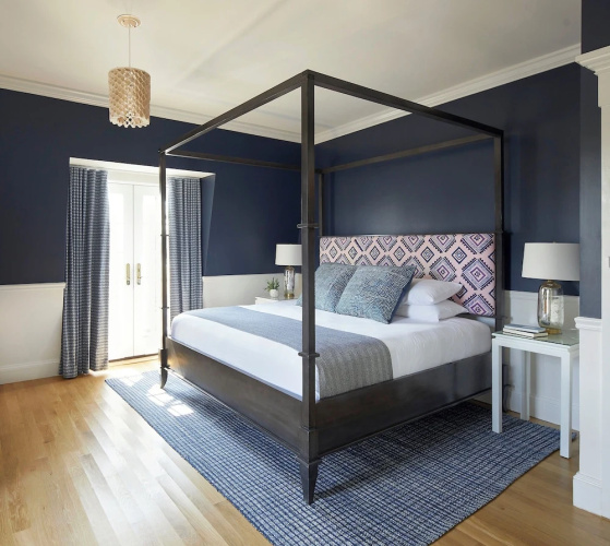 The Christopher, The Edgartown Collection