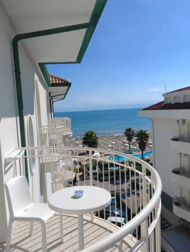 Superior Double room with partial sea view