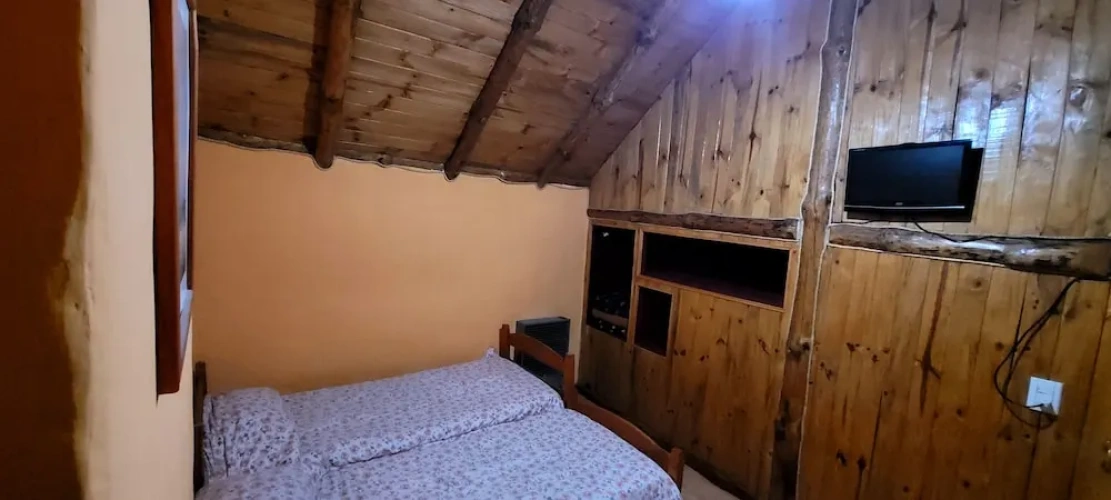 2 Bedrooms Standard room with mountain view