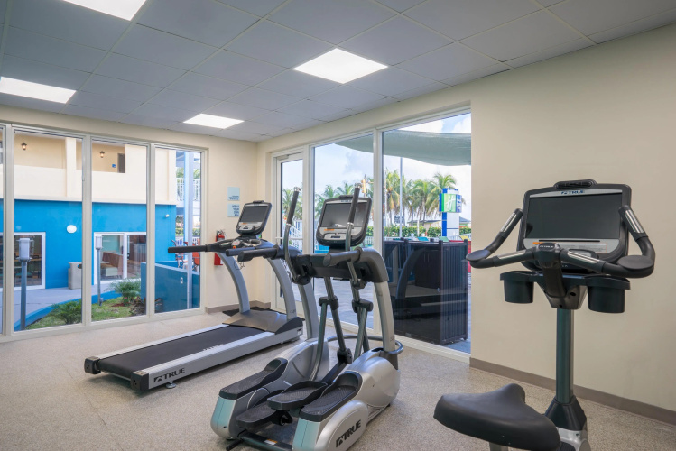 Holiday Inn Express & Suites Nassau photo 18