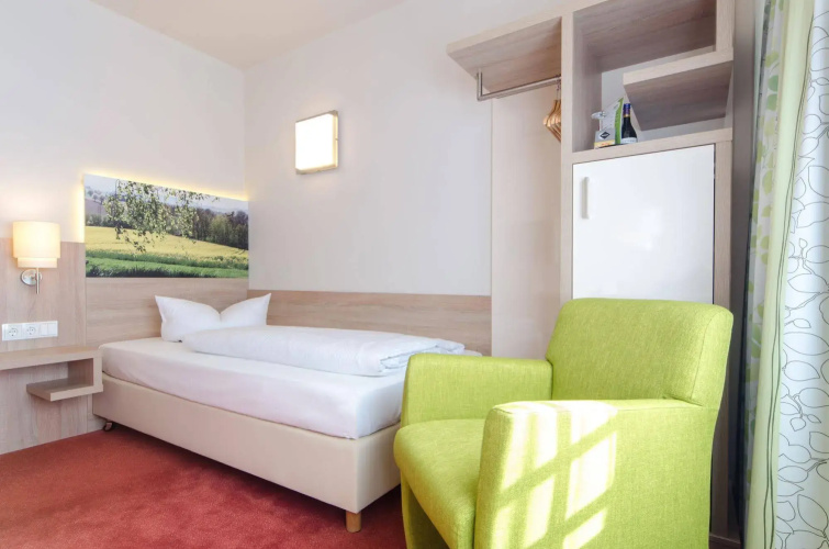 Garden Hotel