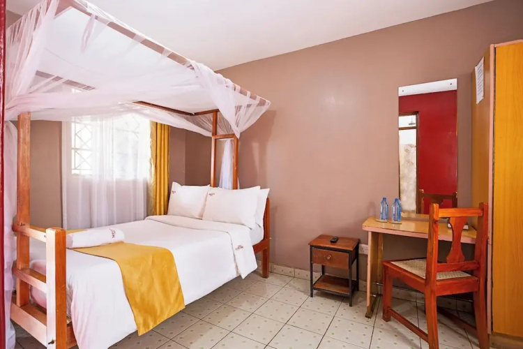 Melvic Hotel