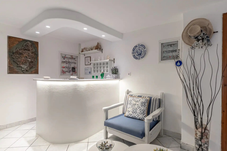 Zanneta Apartments & Suites