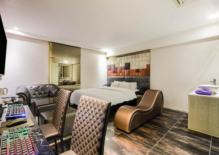 Premium Single room