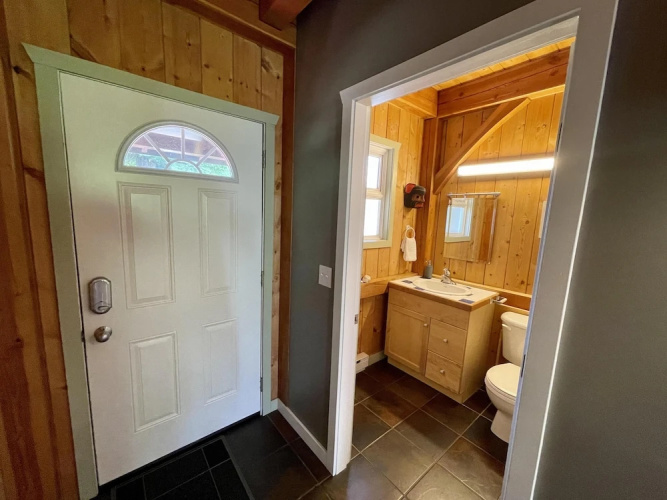 Best Coast Cabin