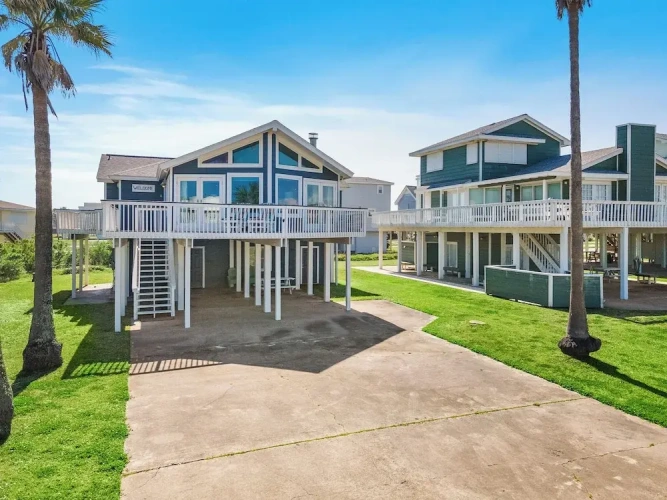 4 Bedrooms Cottage