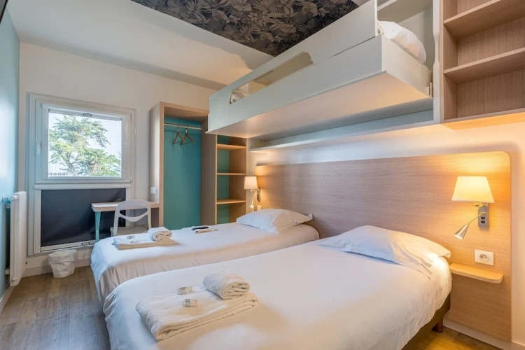 Premium Triple room