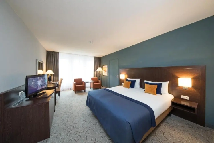 Deluxe Twin room with balcony