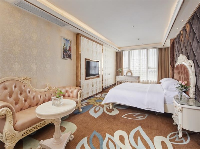 Deluxe Double Suite