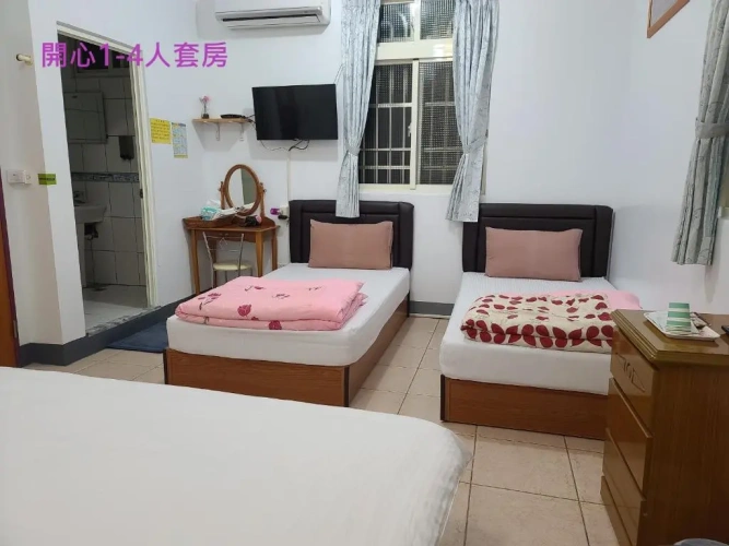 Standard Quadruple room