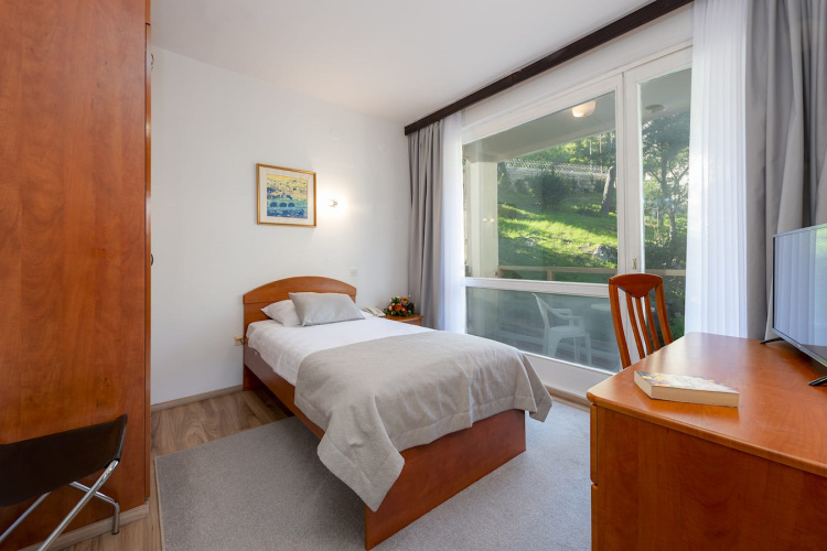 Standard Single room with balcony