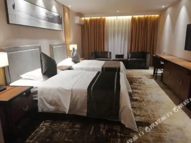 Deluxe Double Suite
