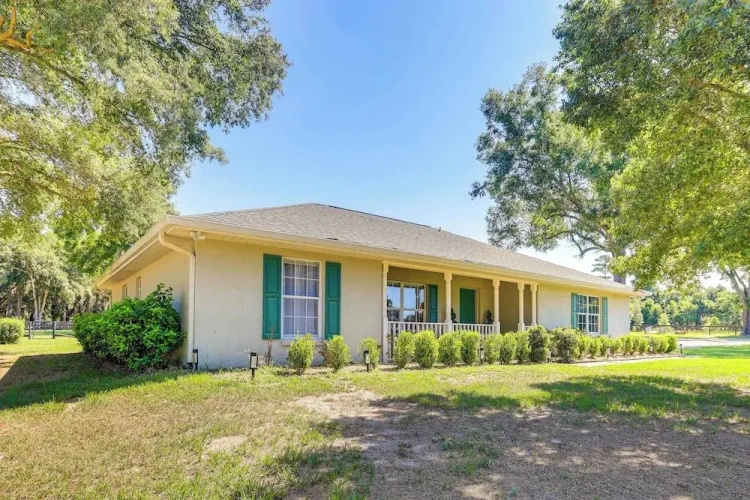 2 Bedrooms Cottage