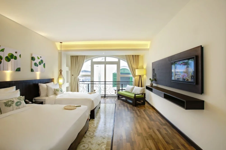 Superior Triple room