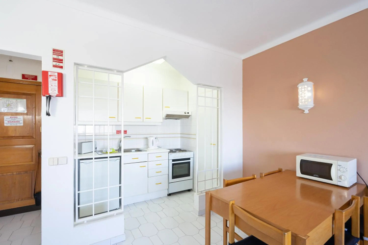 Sunholidays Apartment by Portugalferias