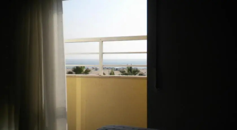 Malvarrosa Beach Rooms