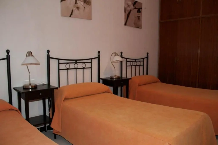 Triple room