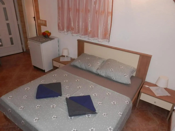 Guest House Tiho 832