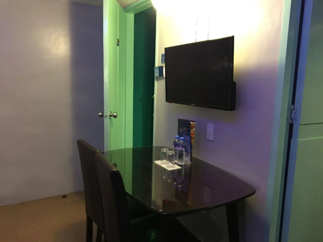 Icon Hotel Macapagal