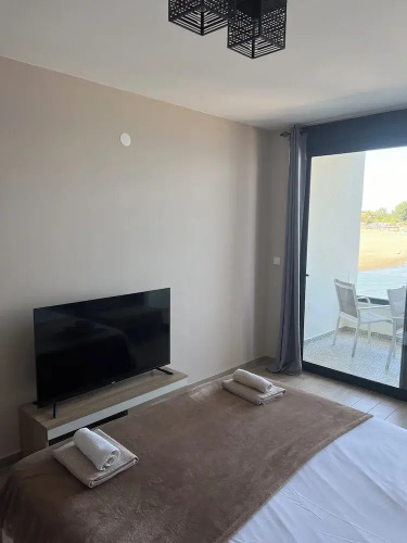 Seastar Apartments